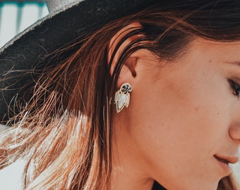 TIGER LILY STUDS /// Émail vert lagon, boucles d’oreilles Boho, clous simples, zircone cubique, clous de déclaration, cadeaux pour elle, cadeau d’anniversaire