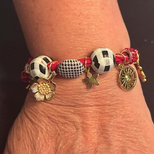 Verstellbares Bandana Armband mit Perlen & Anhängern - Western Boho Accessoire