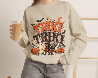 Halloween, Mexican, Spanglish, Triki Triki, vintage look, nostalgic, classic sweatshirt pumpkins, bats, moon, 90s