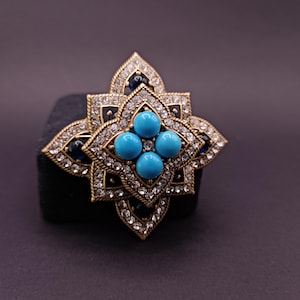 Vintage Inspired Flower Brooch. Retro Gold Tone Pin with Turquoise Resin & Rhinestones, Geometric Statement Jewellery Gift. Gift for her.