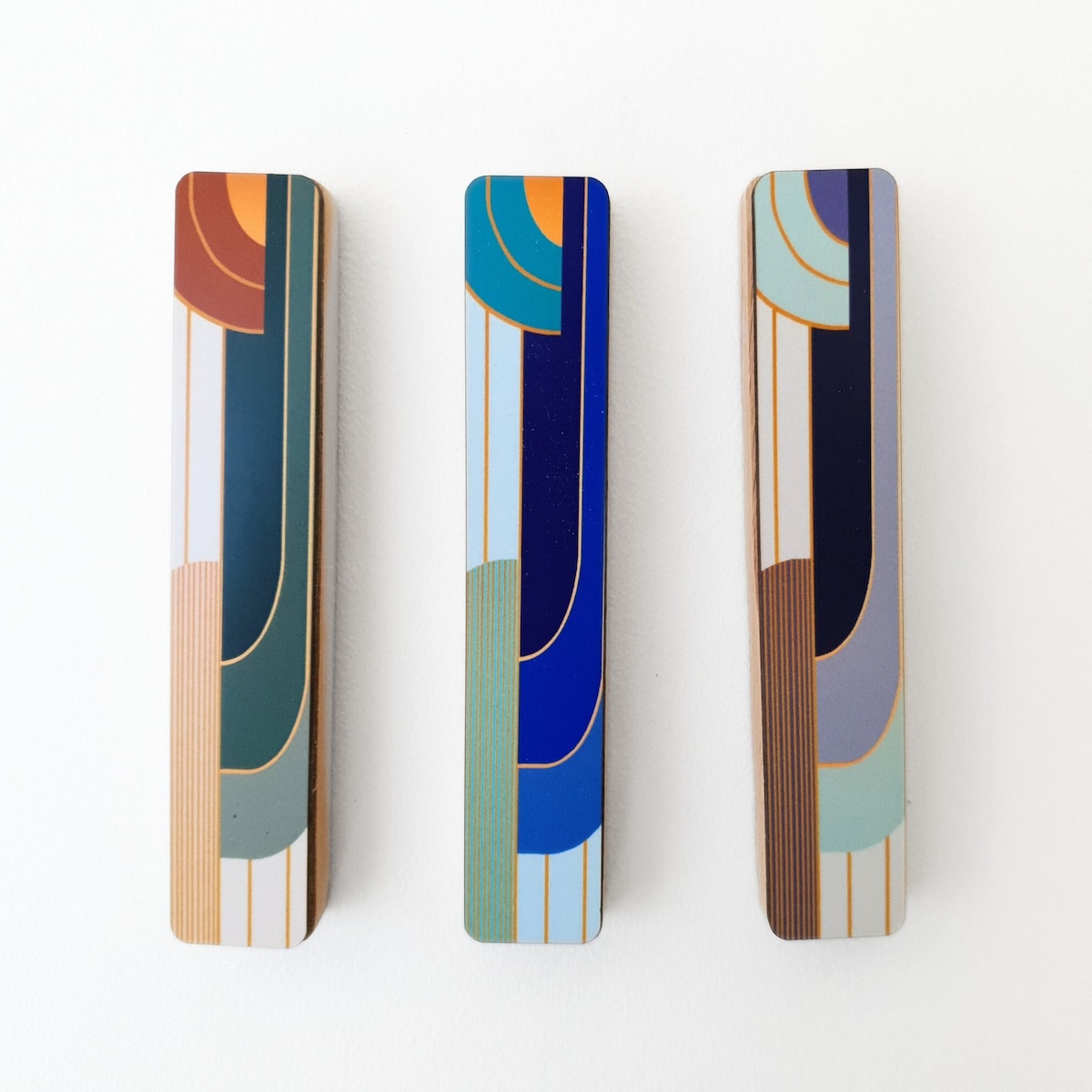 Mezuzah Cover in Green & Beech Wood