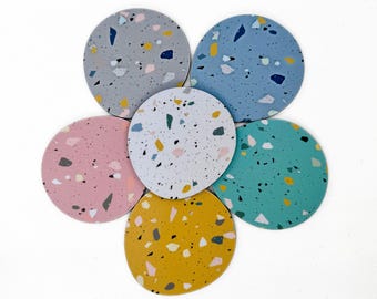 Terrazzo Drink Coasters Set of 6–Colorful Round Cup Mats, Modern Table Decor, Stone Pattern Coffee Coasters, Gift for Coffee or Tea Lovers