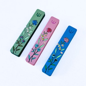 Mezuzah Cover, Modern Wooden Mezuzah, Handmade Embroidered Wooden Mezuzah Case with Floral Design, Unique Jewish Home Decor, Judaica Gift