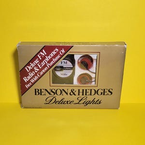 Benson & Hedges Deluxe FM Radio