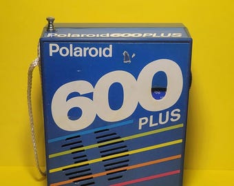 Polaroid 600 Plus AM FM Transistor radio