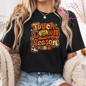 Touchdown Season T-shirt | Fotboll Retro 70-talstypografi, höstens baklucka