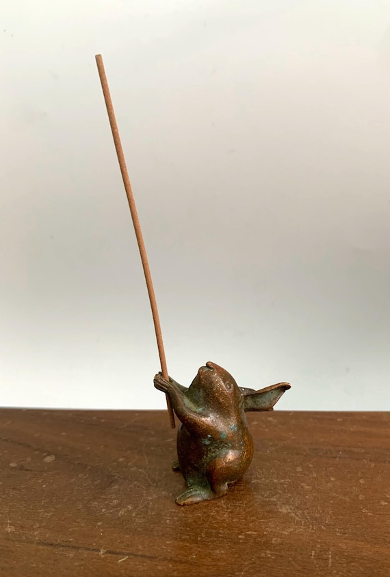 Vintage bronze carved rabbit incense burner, tea pet statue, Home decortion