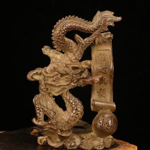 Vintage bronze carved dragon statue, Tea pet statue, Home decoration