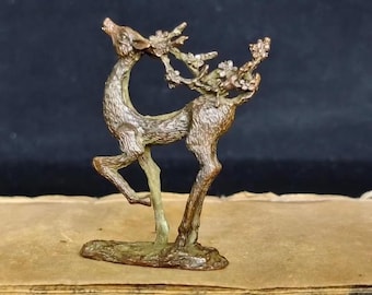 ヴィンテージブロンズ彫刻の鹿の像 - Etsy 日本