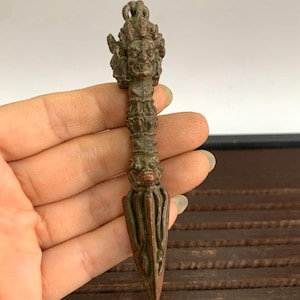Vintage bronze carved Tibet Exorcism Dharma Instruments -- Demon-Subduing Pestle, Home decortion, Feng Shui statue