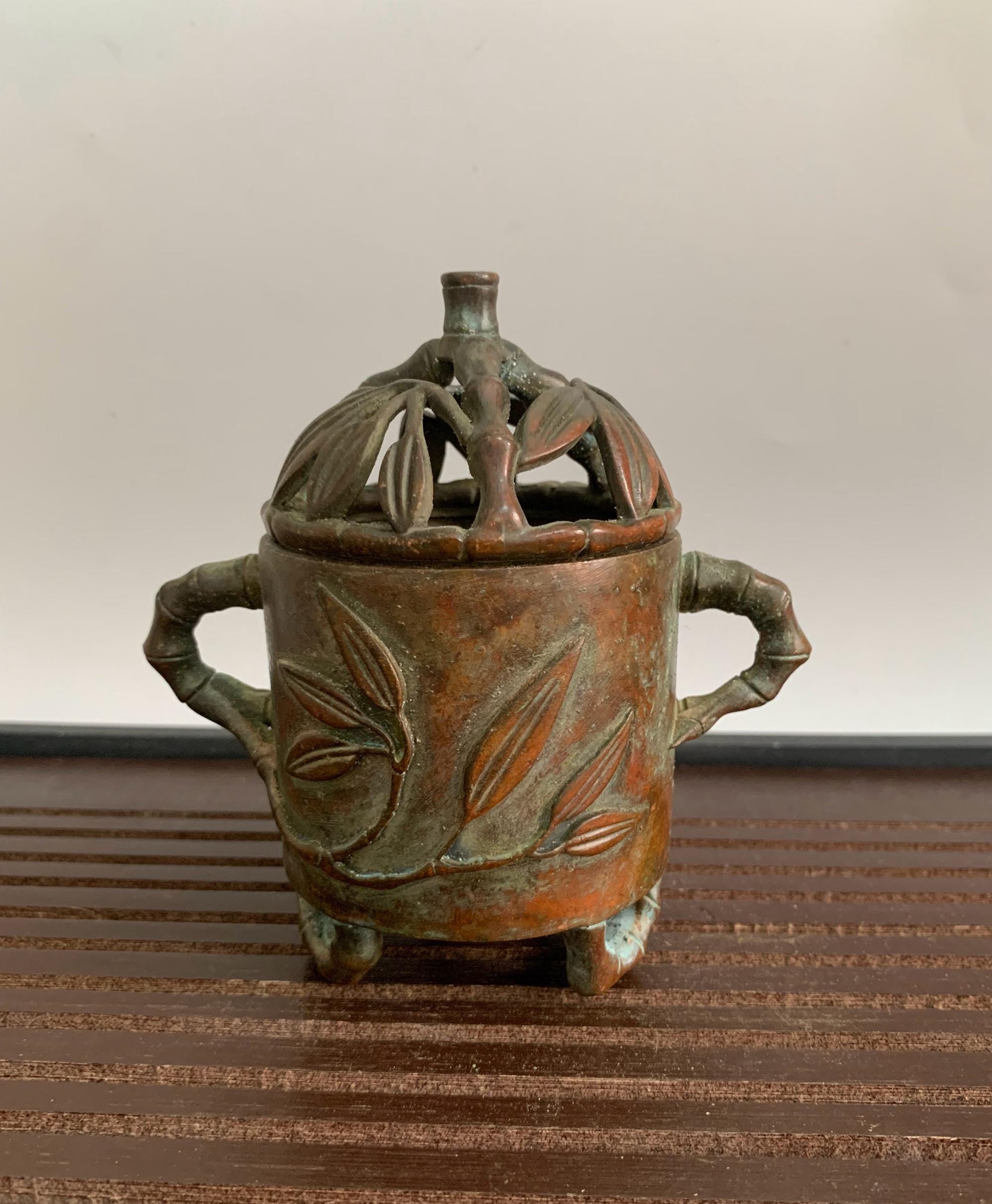 ヴィンテージブロンズ彫刻竹香炉、風水像 - Etsy 日本