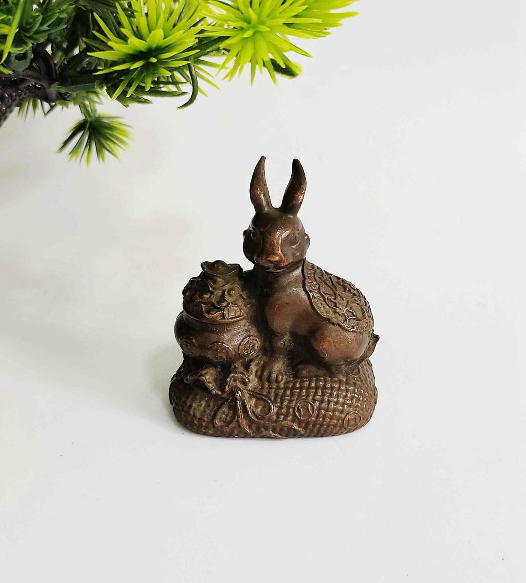 Vintage Brass Carved Rabbit Statue, Home Decortion, Feng Shui Statue - Etsy