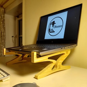 CNC-/Laser-CRV-Datei-Laptophalter mit Belüftungssystem für MacBook, PC und Notebook-Laptops.