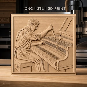 Op de afbeelding: Een vierkant houten reliëf met een persoon in een schort, zittend terwijl deze met een gereedschap aan de interne mechanismen van een piano werkt. De tekst CNC | STL | 3D PRINT is zichtbaar aan de bovenkant van het lichtgekleurde houten paneel.
