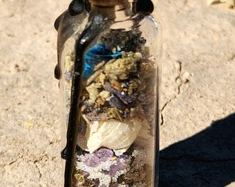Protection Spell Jar — Taíno Sigil Spell Jar for Bravery - Gifts for Witches - Banish Negativity
