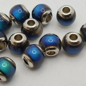 7mm Acrylic & Imitation Rhodium-plated Brass Color-changing Round Beads - 6 pcs.