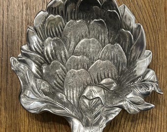 Vintage Fitz & Floyd Artichoke Plate — Decorative Pewter‑Tone Serving Dish — Kitchen or Table Decor
