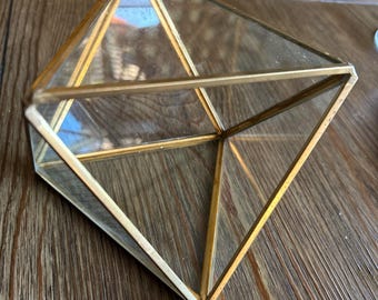 Gold Geometric Terrarium: Modern Diamond Glass Planter
