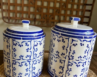 Blue & White Ceramic Canister Set With Lids – Hand-Painted Floral Pattern – Farmhouse Kitchen Storage