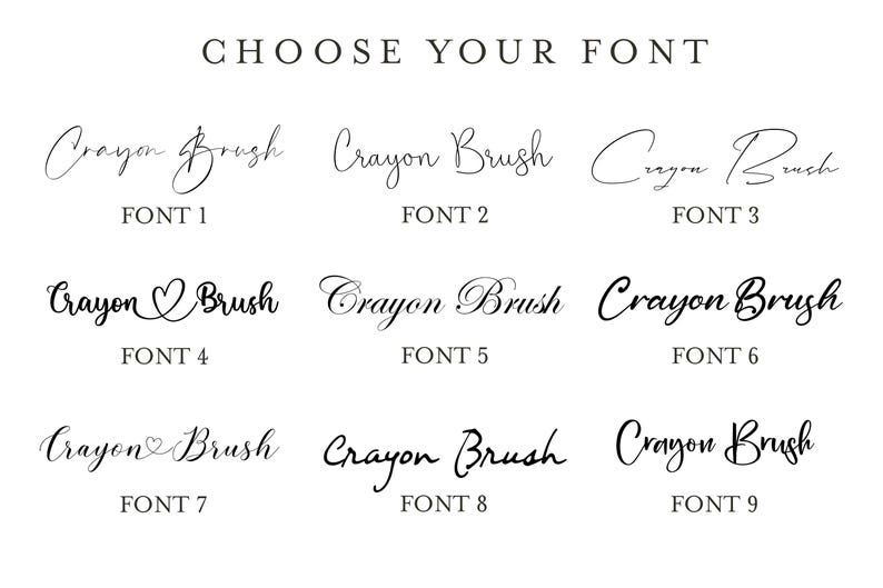 Puede incluir: Imagen que muestra nueve opciones de fuente "Crayon Brush", cada una numerada. El texto "CHOOSE YOUR FONT" est&aacute; en la parte superior. Cada estilo de fuente se presenta en un estilo cursivo y manuscrito, con variaciones en bucles y florituras.