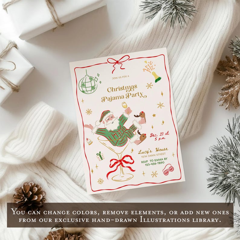 Op de afbeelding: Een feestelijke uitnodiging voor een kerstpyjamaparty met een illustratie van de kerstman in een martiniglas. De uitnodiging heeft rode, groene en gouden accenten, met de tekst "Christmas Pajama Party" en evenementdetails.