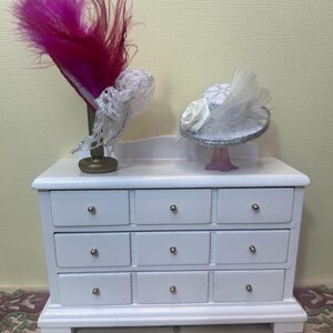 Dollhouse Miniature Fascinator Hats on Stands 1:12 scale