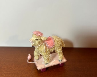 Dollhouse ride on toy pink lamb miniature 1:12 Scale