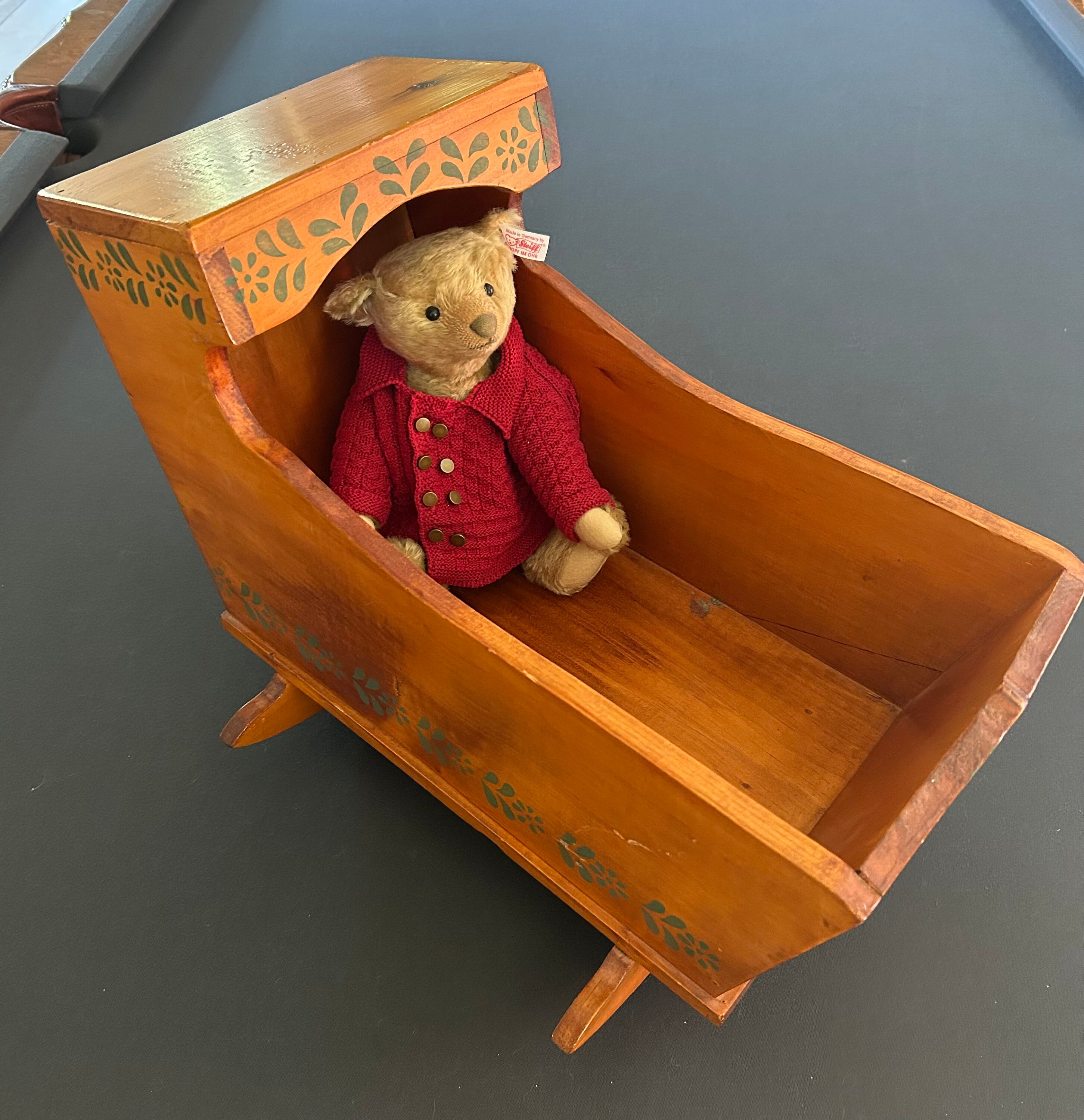 Amish doll cheap cradle