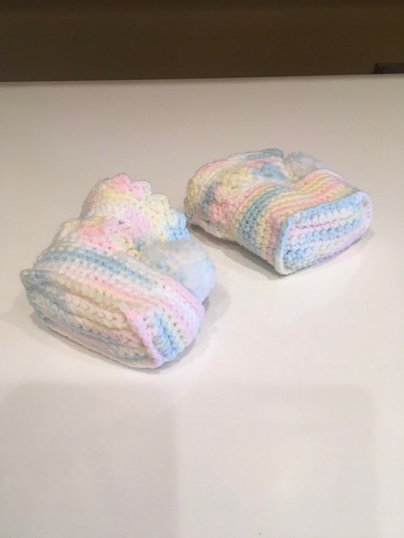 Hand Knit Baby Booties. - image 2