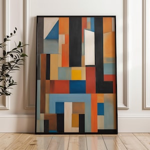 Puede incluir: Pintura abstracta geométrica con una mezcla de colores que incluyen rojo, naranja, amarillo, azul, marrón y negro. La pintura está enmarcada en un marco negro.