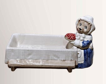 Fitz & Floyd Omnibus Pilgrim Lady Bear Dish – Vintage 1989 Thanksgiving Serving Centerpiece Japan