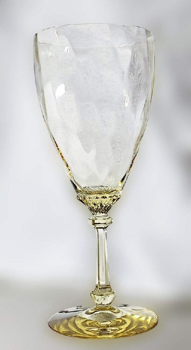 1930s Heisey Sahara Yellow Goblets – Old Dominion 3380 Diamond Optic, Set of 4 immagine 3