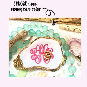 Custom Hand Painted Oyster Shell Ring Dish – Coastal Wedding Favor, Bride Gift, Personalized Trinket Dish, Beach Ring Holder, Nautical Decor