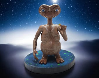 Custom hand painted  ET lamp