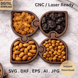 Puede incluir: Una bandeja de madera con cuatro secciones, cada una con diferentes aperitivos: pasas doradas, ciruelas oscuras, almendras y garbanzos tostados. La bandeja tiene forma de rompecabezas. El texto en la imagen dice "CNC / Laser Ready" y "SVG . DXX . EPS . AI . JPG".