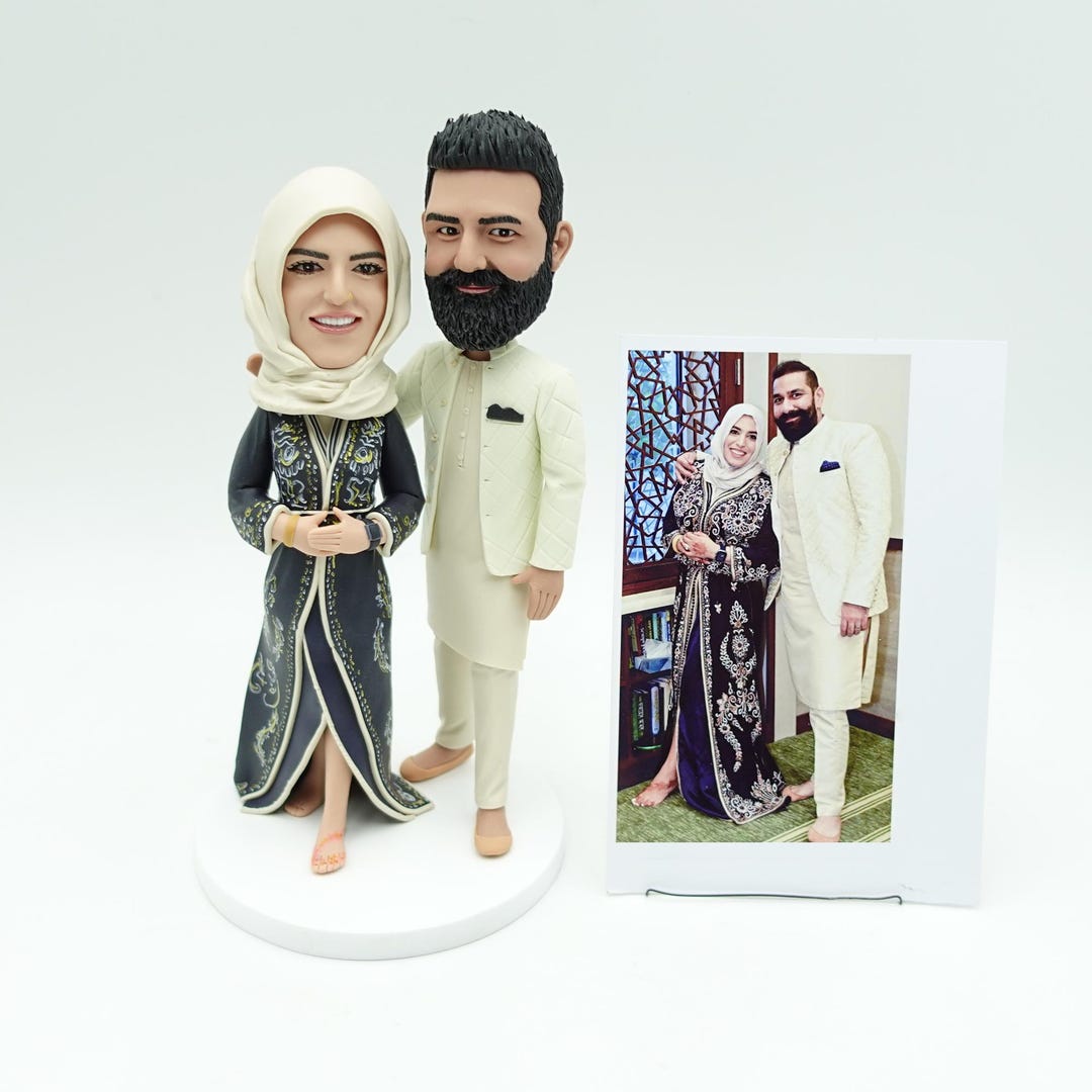 Personalized Wedding Bobbleheads: Custom Bride & Groom Cake Topper - Etsy