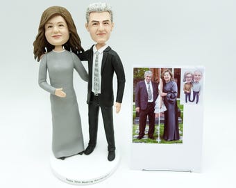 Anpassad Bobblehead för 50-årsjubileumspar: Personlig bröllopstårtdekoration