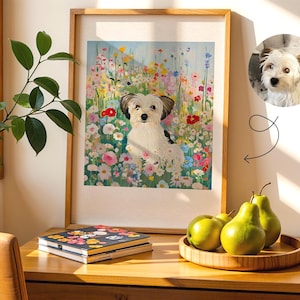 Peut inclure: Une impression d'art encadr&eacute;e d'un chien blanc et noir dans un champ de fleurs color&eacute;es. L'&oelig;uvre est dans un cadre en bois et est expos&eacute;e sur une table en bois. Un petit portrait du chien est dans le coin sup&eacute;rieur droit.