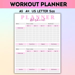 Può includere: Un pianificatore di allenamento bianco con dettagli rosa e la scritta "WORKOUT PLANNER". Include sezioni per esercizi, cardio, durata, velocità e distanza. Disponibile nei formati A5, A4 e US Letter.