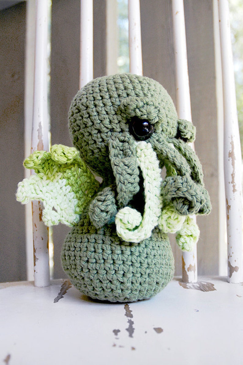 CROCHET PATTERN Cthulhu Crocheted Amigurumi image 2