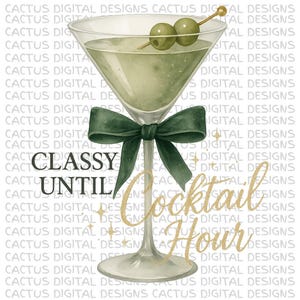 Stijlvol tot cocktailuur PNG, martiniglas citaat kunst, olijfdrank clipart, grappig cocktail gezegde, digitale download voor bar decor en shirts