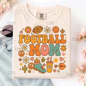 Mamá futbolista png, fútbol retro png, mamá deportista de otoño png, lindo día de juego png, clipart de mamá de equipo, paz, amor, fútbol png, arte futbolístico genial
