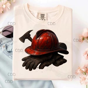 casco pompiere png, casco pompiere rosso arte, guanti pompiere ascia clipart, memoriale pompiere png, equipaggiamento rustico dei vigili del fuoco, primo soccorritore png