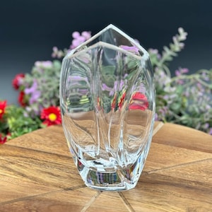 Baccarat Crystal Vase – Signed French Luxury Cut Glass – 7&quot; Tall Modern Design