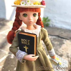 Miniature Holy Bible – Dollhouse Accessory