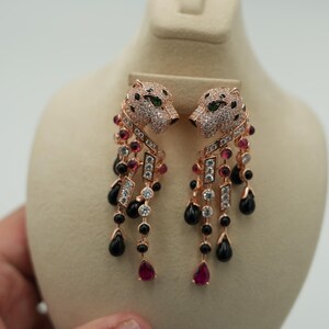 Boucles d'oreilles panthère en argent 925 plaqué or rose 18 carats Boucles d'oreilles à pampilles à l'arrière