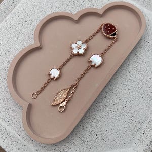 Bracelet coccinelle en nacre et cornaline Bracelet en argent 925 plaqué or rose 18 carats