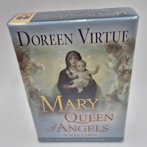 Doreen Virtue Mary, Reine des Anges, scellée en usine. Ceux-ci ne sont plus imprimés et sont une trouvaille rare lorsqu'ils ne sont pas ouverts.