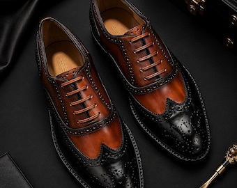 Zapatos Oxford de cuero bicolor con puntera de ala para hombre, estilo brogue formal para bodas.