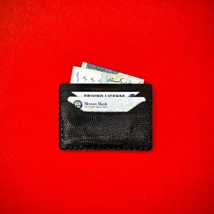 Porte-cartes en cuir noir fait main | Porte-cartes NoirDotte | porte-cartes en cuir véritable | Idéal pour les hommes et les femmes, idéal pour un cadeau